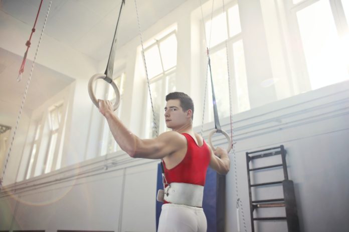 Back &amp; Lat Exercise: this exercise can be performed at home